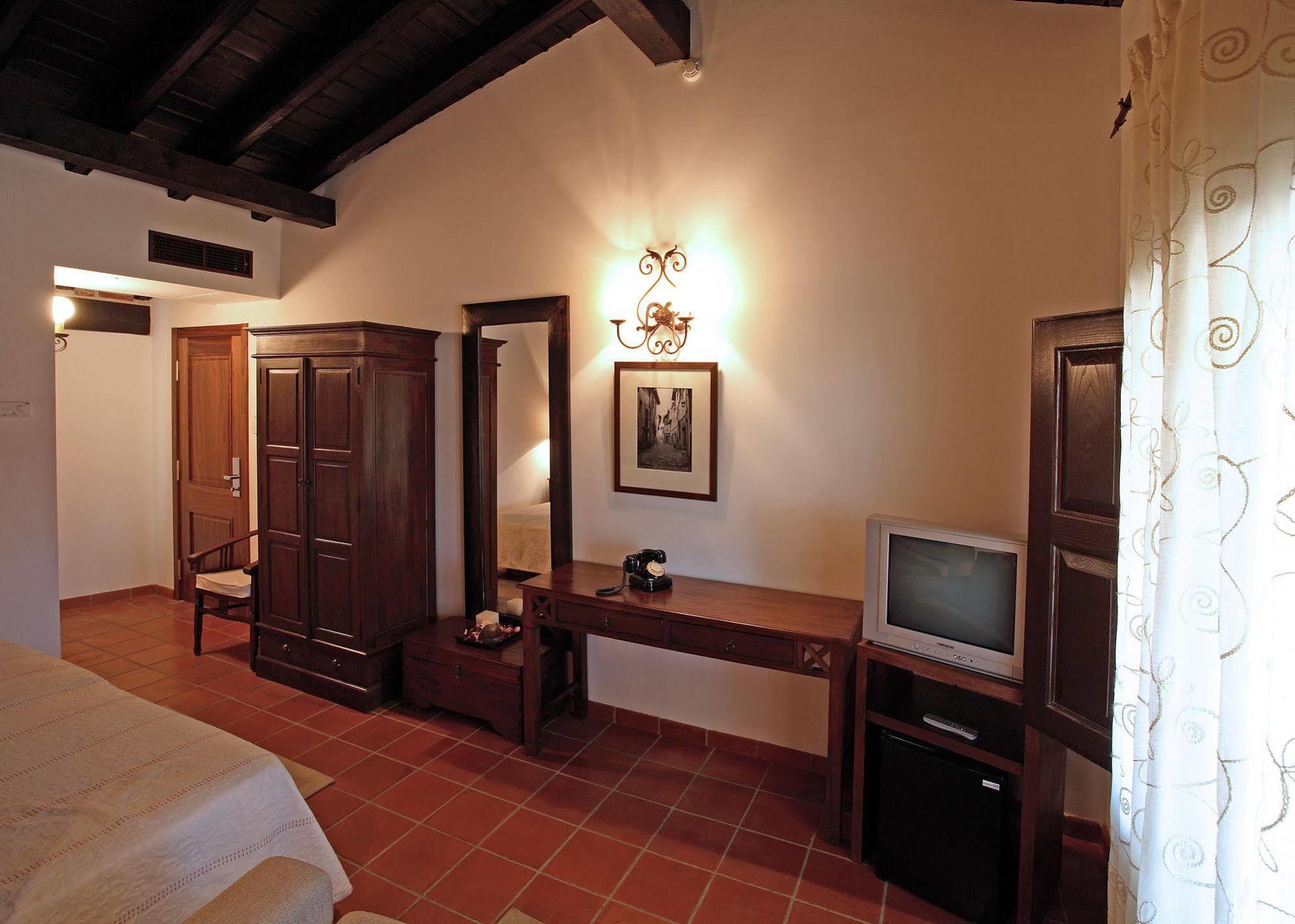 Hotel Spa Villa De מוגאראז מראה חיצוני תמונה